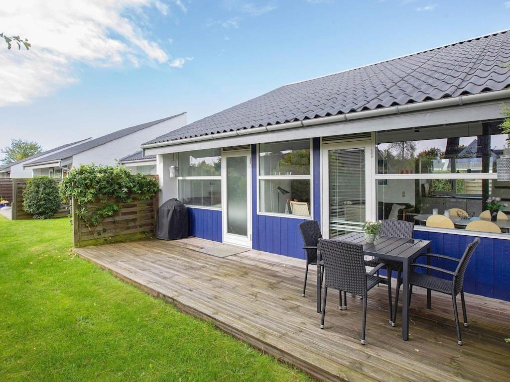 6 Person Holiday Home In V Ggerl Se Bøtø By Zewnętrze zdjęcie