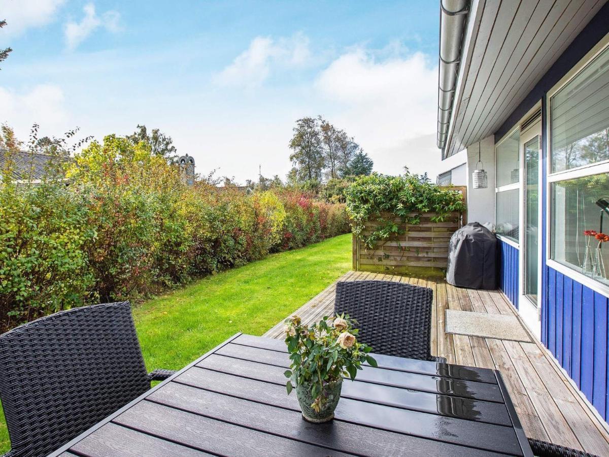 6 Person Holiday Home In V Ggerl Se Bøtø By Zewnętrze zdjęcie